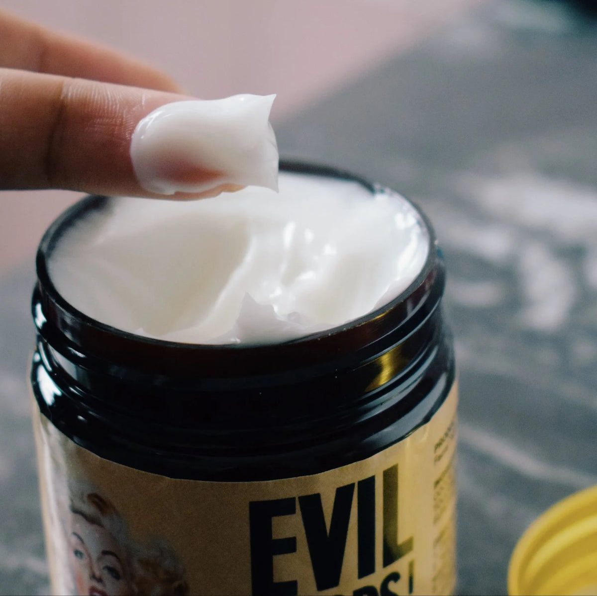Evil Goods 2X1 – Hidratación Profunda Natural